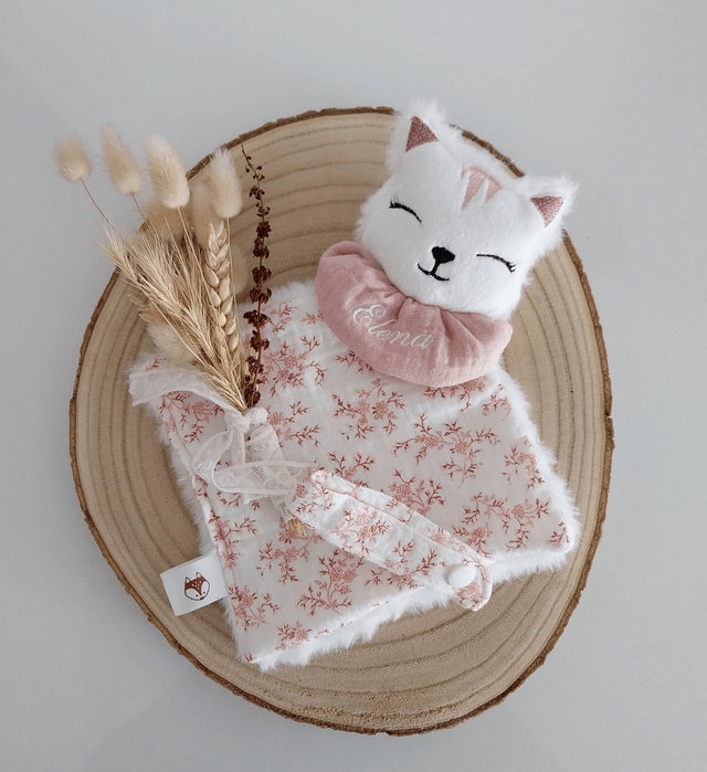 Commande mini chat fourrure blancpour Fanny "Terminer"