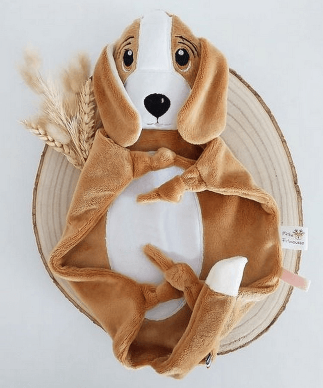 Commande dog basset beagle camel pour Léa