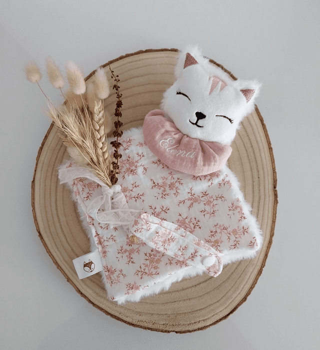 Commande mini chat fourrure blancpour Fanny &quot;Terminer&quot;